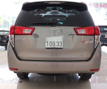 Toyota Innova   2017 - Cần bán Toyota Innova đời 2017, màu nâu