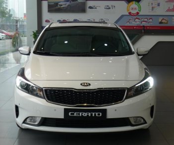 Kia Cerato 1.6l MT 2017 - Bán Cerato 1.6l AT 2018 khuyến mãi cực lớn trong tháng 5, hỗ trợ trả góp lên đến 90%. LH 0986.530.504