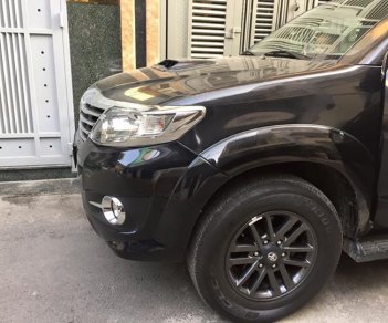 Toyota Fortuner 2017 - Cần bán xe Fortuner dầu 2016, ĐK 2017 màu đen, xe đi giữ rất kỹ