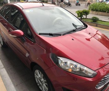 Ford Fiesta 2015 - Bán Ford Fiesta sản xuất năm 2015, màu đỏ xe gia đình