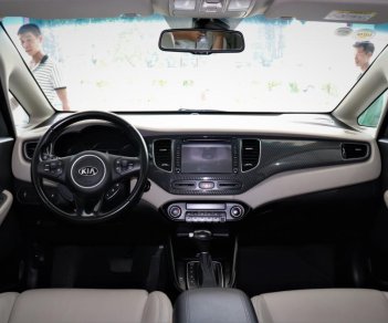 Kia Rondo GAT 2017 - Cần bán Kia Rondo bản GAT năm sản xuất 2017, màu trắng