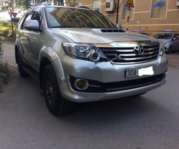 Toyota Fortuner 2.5G 2015 - Cần bán Toyota Fortuner 2.5G đời 2015, màu bạc giá cạnh tranh