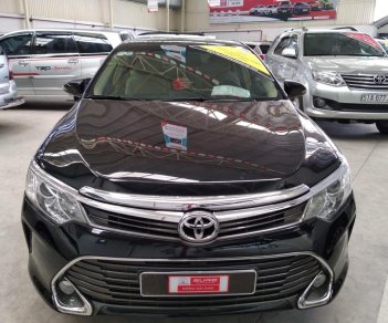 Toyota Camry E 2015 - Bán xe Toyota Camry E SX 2015, màu đen, giá thương lượng, hỗ trợ trả góp