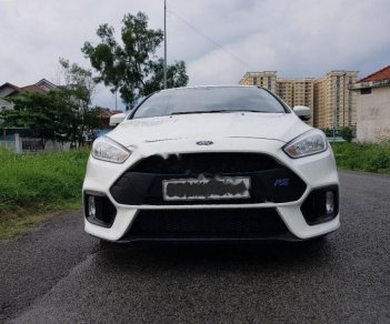 Ford Focus Trend 1.5L 2018 - Bán Ford Focus Trend 1.5L năm sản xuất 2018, màu trắng, 725tr