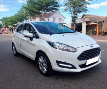 Ford Fiesta 2014 - Cần bán Ford Fiesta sản xuất 2014, màu trắng số tự động, 425 triệu