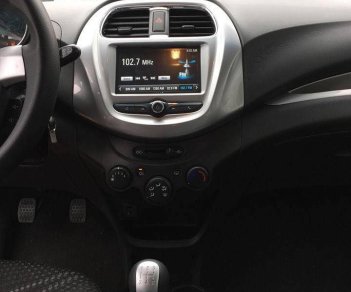 Chevrolet Spark LT MT   2018 - Cần bán Chevrolet Spark LT MT bản full 2018, xe đủ màu, tặng thêm phụ kiện hấp dẫn