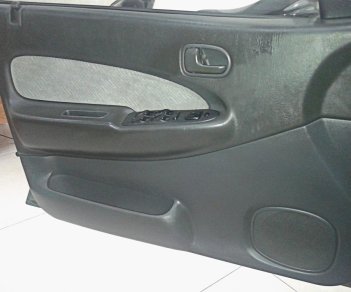 Mazda 323 1998 - Cần bán Mazda 323 GLXi, đời 1998-2000, nhập Nhật Bản nguyên chiếc, 130 triệu