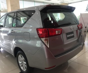 Toyota Innova 2.0 E  2018 - Bán xe Toyota Innova 2.0E sản xuất 2018 mới 100% khuyến mãi cực tốt