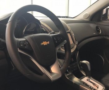 Chevrolet Cruze LT 2018 - Bán Chevrolet Cruze LT, gọi ngay bạn sẽ bất ngờ về giá