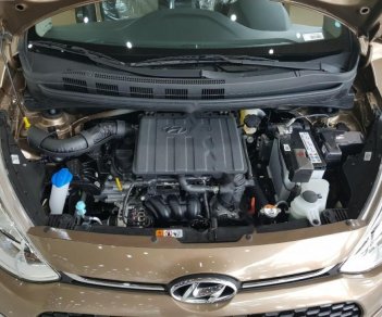 Hyundai Premio  1.2 AT 2018 - Cần bán xe Hyundai Grand i10 1.2 AT năm 2018, màu nâu