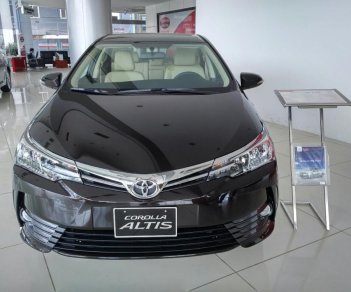 Toyota Corolla altis 1.8G CVT 2018 - Bán Toyota Corolla Altis 1.8G CVT 2018 - màu nâu, bản full option - Xe giao ngay. Hotline: 0898.16.8118