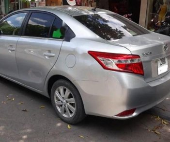 Toyota Vios 1.5E 2015 - Cần bán gấp Toyota Vios 1.5E năm sản xuất 2015, màu bạc  