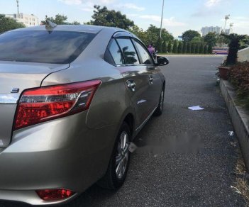 Toyota Vios 2017 - Cần bán gấp Toyota Vios năm 2017, màu bạc chính chủ giá cạnh tranh