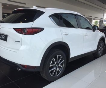 Mazda CX 5  2.0 2WD 2018 - Bán Mazda CX5 2018, hỗ trợ giá tốt nhất thị trường, sở hữu ngay chỉ với 230tr. LH 0935012268