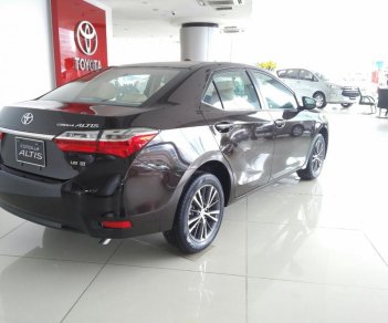 Toyota Corolla altis 1.8G CVT 2018 - Bán Toyota Corolla Altis 1.8G CVT 2018 - màu nâu, bản full option - Xe giao ngay. Hotline: 0898.16.8118