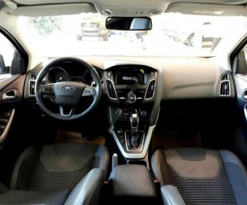 Ford Focus Sport 1.5L 2018 - Bán xe Ford Focus Sport 1.5L đời 2018, màu trắng, 738tr