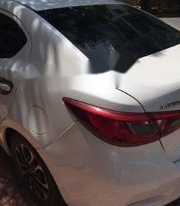 Mazda 2 2015 - Bán Mazda 2 đời 2015, màu trắng, 450 triệu