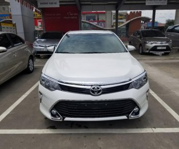 Toyota Camry 2.0E 2018 - Camry 2.0E màu Trắng - Model 2018 - Ưu đãi lớn, Trả góp 90%, Nhận xe ngay/ Hotline: 0898.16.8118