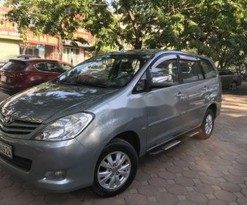 Toyota Innova   2.0G MT 2011 - Bán ô tô Toyota Innova 2.0G MT sản xuất năm 2011, màu bạc, 485tr