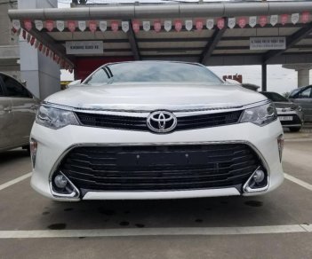 Toyota Camry 2.0E 2018 - Camry 2.0E màu Trắng - Model 2018 - Ưu đãi lớn, Trả góp 90%, Nhận xe ngay/ Hotline: 0898.16.8118