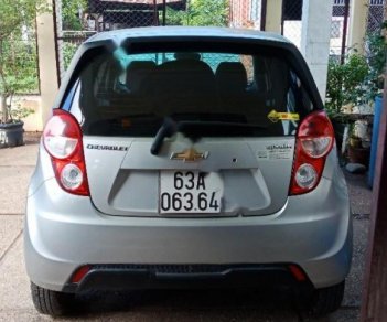 Chevrolet Spark 2017 - Cần bán Chevrolet Spark sản xuất năm 2017, màu bạc