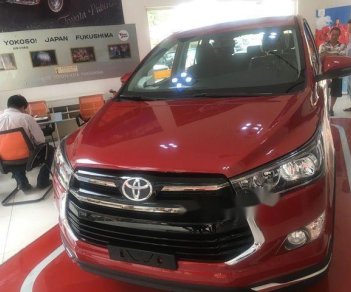 Toyota Innova  2.0  2018 - Cần bán xe Toyota Innova 2.0 sản xuất năm 2018, màu đỏ, giá tốt