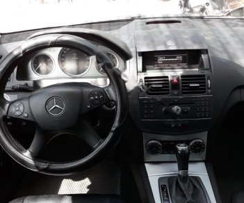 Mercedes-Benz C class C200 Avantgarde 2008 - Cần bán xe Mercedes C200 Avantgarde năm sản xuất 2008, màu đen, giá 445tr