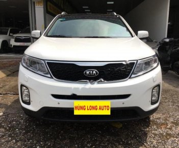 Kia Sorento 2.2AT CRDi 2016 - Cần bán lại xe Kia Sorento 2.2AT CRDi 2016, màu trắng