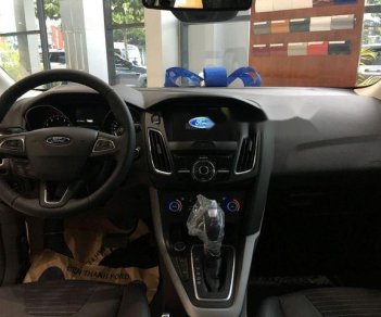 Ford Focus  Sport 2018 - Bán Ford Focus Sport năm 2018, màu đỏ, giá chỉ 730 triệu