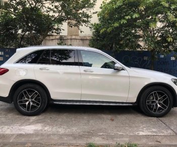 Mercedes-Benz GLC-Class GLC 300 AMG 2017 - Chính chủ bán xe Mercedes GLC 300 AMG năm sản xuất 2017, màu trắng