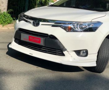Toyota Vios 1.5 TRD 2017 - Cần bán gấp Toyota Vios 1.5 TRD 2017, màu trắng số tự động, giá tốt