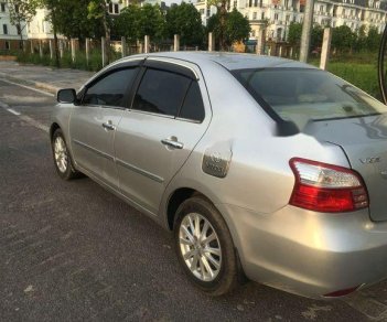 Toyota Vios   E 2011 - Cần bán gấp Toyota Vios E đời 2011, màu bạc chính chủ