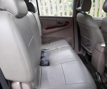 Toyota Innova 2.0 MT 2008 - Cần bán xe Toyota Innova 2.0 MT đời 2008, màu bạc như mới giá cạnh tranh