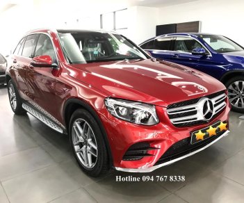 Mercedes-Benz GLC-Class GLC300 AMG 2018 - Bán xe Mercedes GLC300 AMG 2018 màu đỏ, chính chủ chạy lướt giá tốt