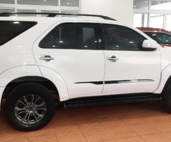 Toyota Fortuner 2.7V TRD Sportivo 2014 - Bán ô tô Toyota 2.7v TRD Sportivo năm 2014, màu trắng, giá 815tr