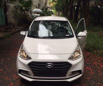 Hyundai Grand i10 2018 - Bán ô tô Hyundai Grand i10 năm sản xuất 2018, màu trắng, giá tốt