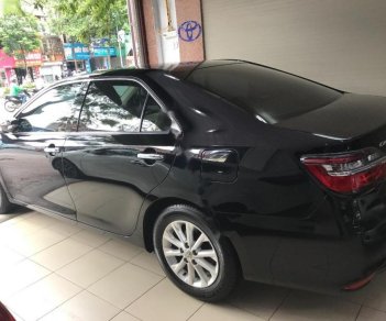 Toyota Camry 2.0E 2015 - Bán Toyota Camry 2.0E đời 2015, màu đen, 860tr