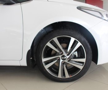 Kia Cerato 1.6 AT 2018 - Siêu ưu đãi - Kia Cerato 1.6 AT giá chỉ còn 589 triệu. Hotline: Tâm 0938.805.635