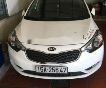 Kia K3 2015 - Cần bán gấp Kia K3 năm 2015, màu trắng, giá 500tr