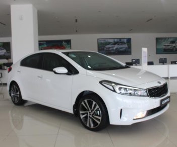 Kia Cerato 1.6 AT 2018 - Siêu ưu đãi - Kia Cerato 1.6 AT giá chỉ còn 589 triệu. Hotline: Tâm 0938.805.635