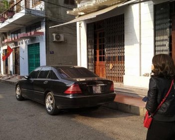 Mercedes-Benz S class S350 2002 - Bán lại xe Mercedes S350 năm sản xuất 2002, màu đen