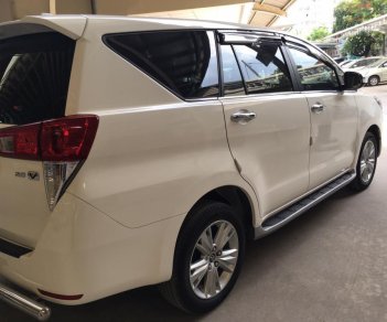 Toyota Innova V 2017 - Bán  Innova V sản xuất 2017, màu trắng