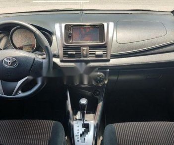 Toyota Yaris   1.3G   2016 - Bán Toyota Yaris 1.3G sản xuất năm 2016, màu đỏ, xe nhập 