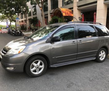 Toyota Sienna 2006 - Cần bán xe Toyota Sienna sản xuất năm 2006, màu bạc, xe nhập chính chủ