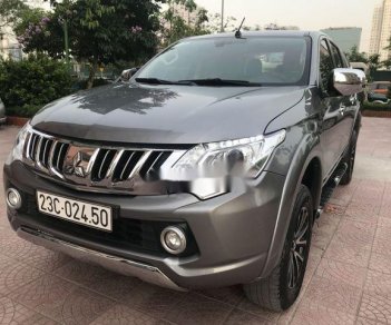 Mitsubishi Triton 2016 - Cần bán lại xe Mitsubishi Triton năm 2016 số tự động