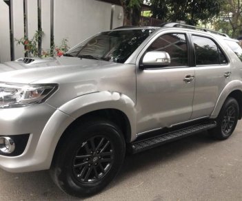 Toyota Fortuner 2.5G 2015 - Bán Toyota Fortuner 2.5G sản xuất 2015, màu bạc