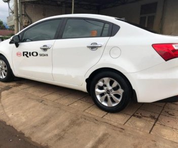 Kia Rio 1.4 MT 2015 - Cần bán xe Kia Rio 1.4MT đời 2015, màu trắng, xe nhập  