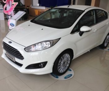 Ford Fiesta 2018 - Bán Ford Fiesta 2018 - Quà tặng tiền mặt kèm phụ kiện full theo xe. Alo em Tuấn Anh 096 69 379 89