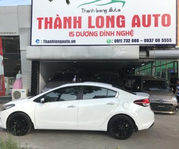 Kia Cerato 2.0 2016 - Bán xe Kia Cerato 2.0 năm sản xuất 2016, màu trắng, giá cạnh tranh