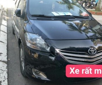 Toyota Vios 1.5 E 2013 - Cần bán gấp Toyota Vios 1.5 E đời 2013, màu đen số sàn, 388tr